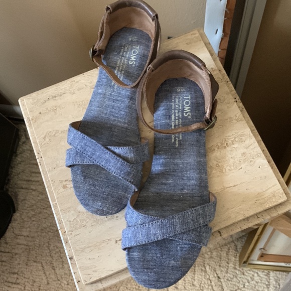 Toms Shoes - Tom’s Denim Leather Strap Sandals